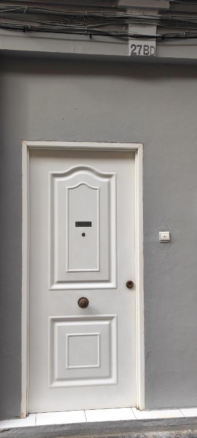 Carrer De L'Arquitecte Alfaro 27 Bajo Derecha Apartment Valencia Exterior photo